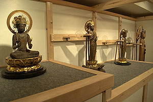 江戸袋氷川神社蔵仏像